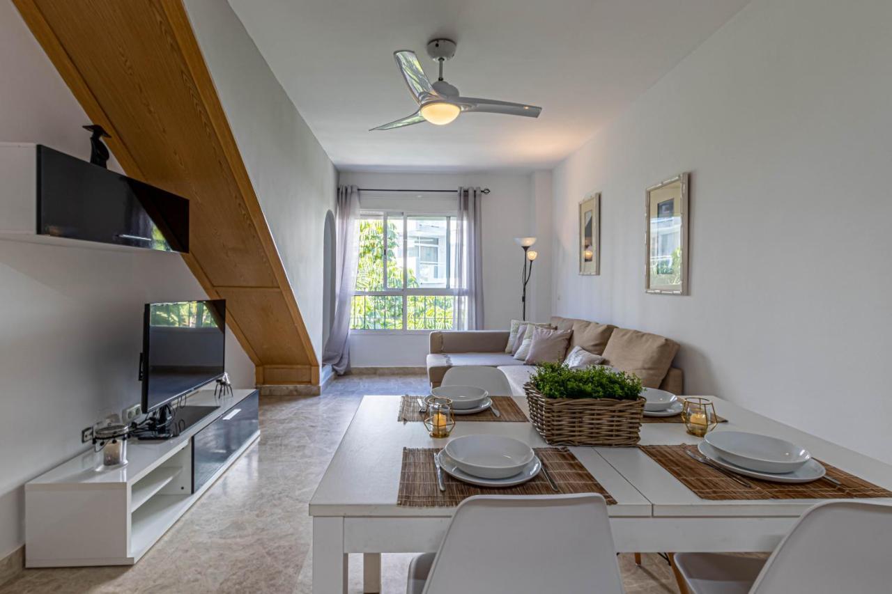 797 Holiday Rentals- Duplex Para 7 En La Carihuela A 1 Min De La Playa トレモリノス エクステリア 写真