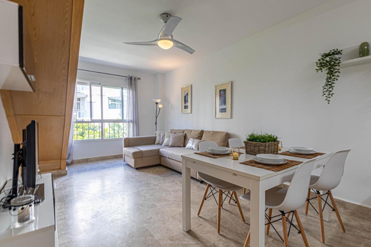 797 Holiday Rentals- Duplex Para 7 En La Carihuela A 1 Min De La Playa トレモリノス エクステリア 写真