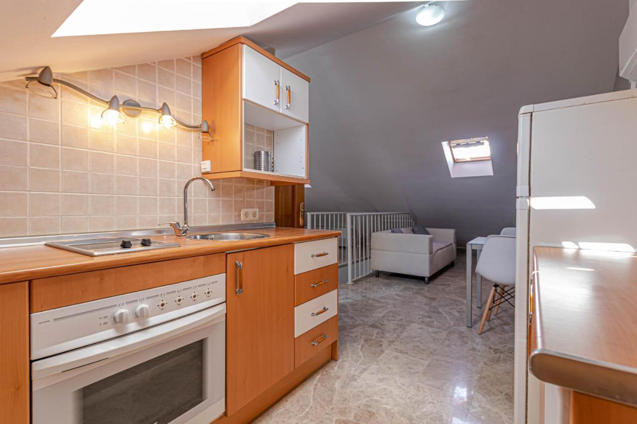 797 Holiday Rentals- Duplex Para 7 En La Carihuela A 1 Min De La Playa トレモリノス エクステリア 写真