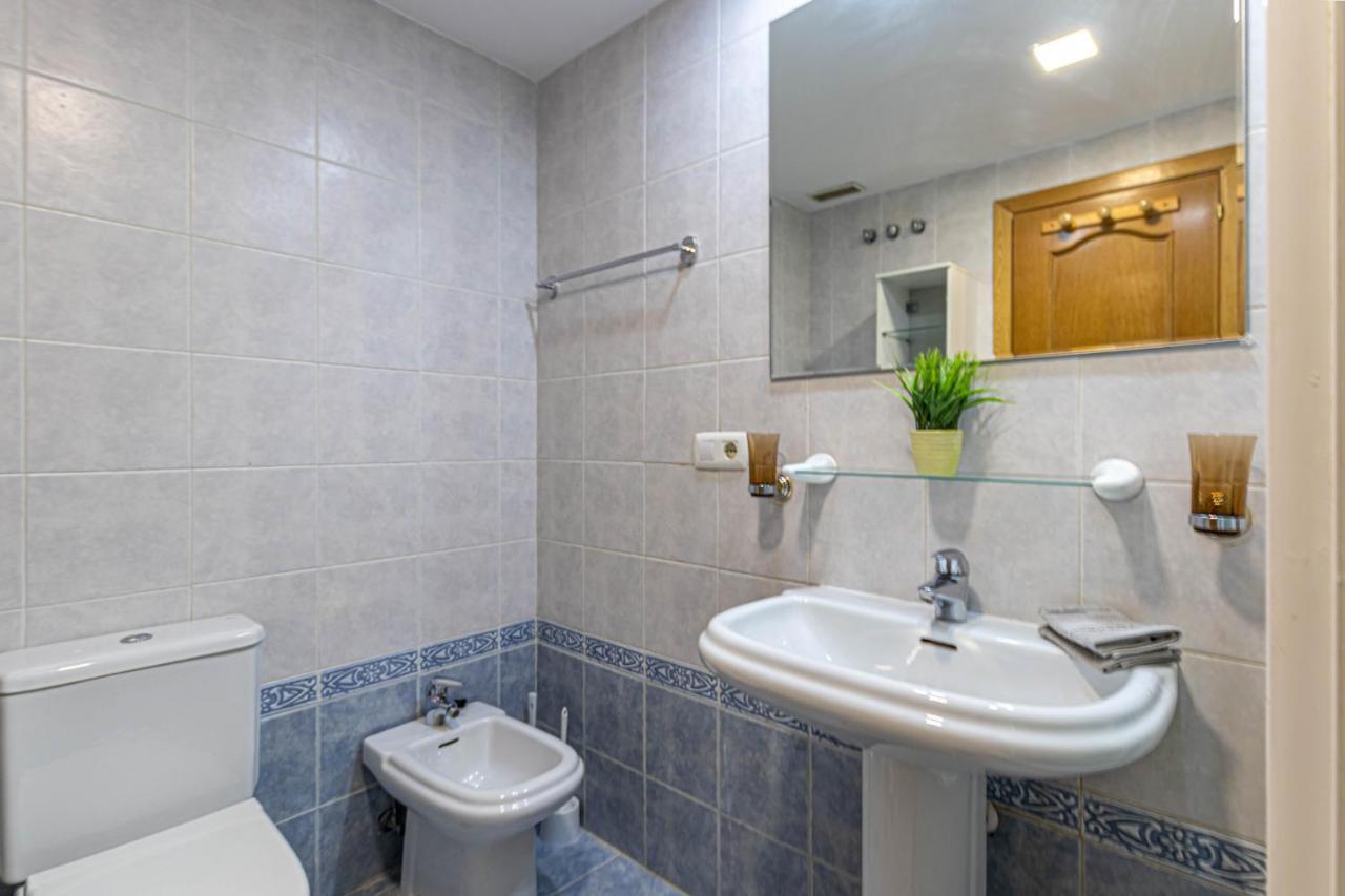 797 Holiday Rentals- Duplex Para 7 En La Carihuela A 1 Min De La Playa トレモリノス エクステリア 写真