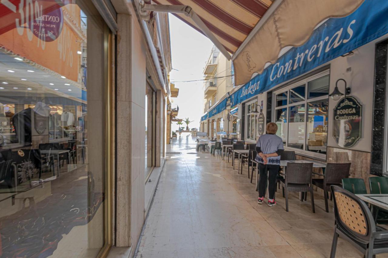 797 Holiday Rentals- Duplex Para 7 En La Carihuela A 1 Min De La Playa トレモリノス エクステリア 写真